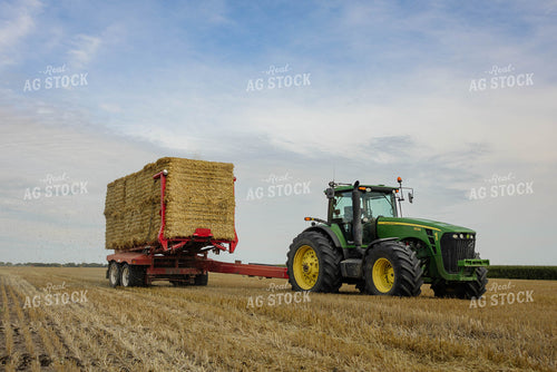 Loading Wheat Straw Bales 296073