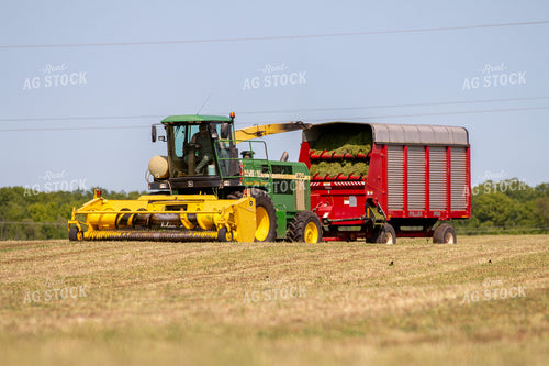 Self-Propelled Forage Harvester 157336