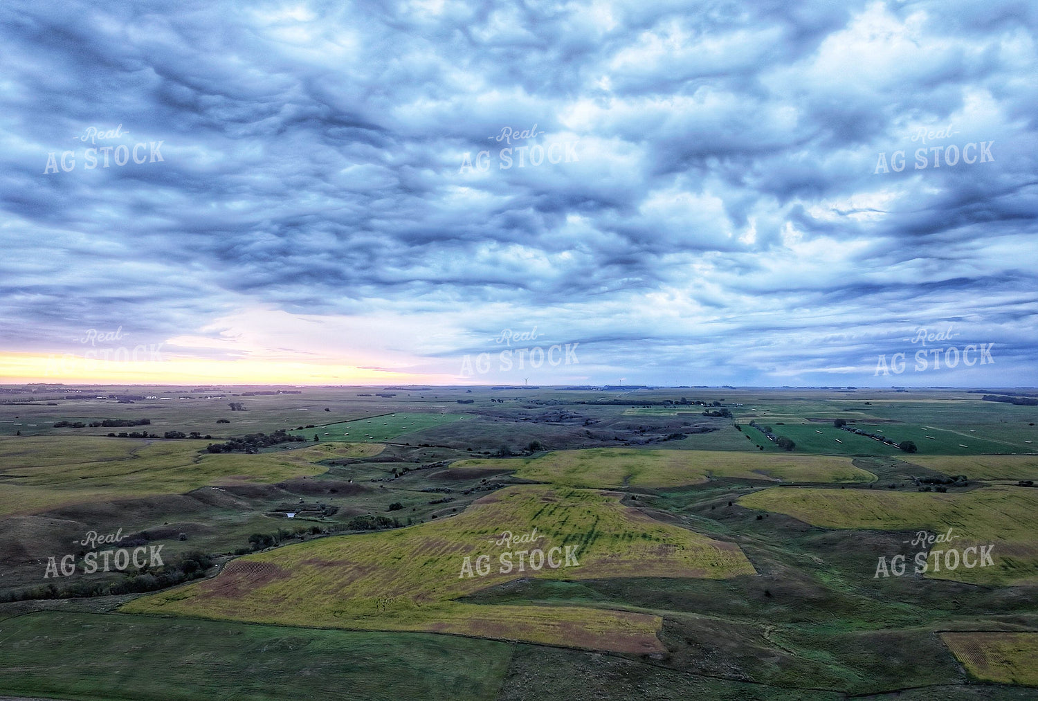 Scenic Farmland 141441