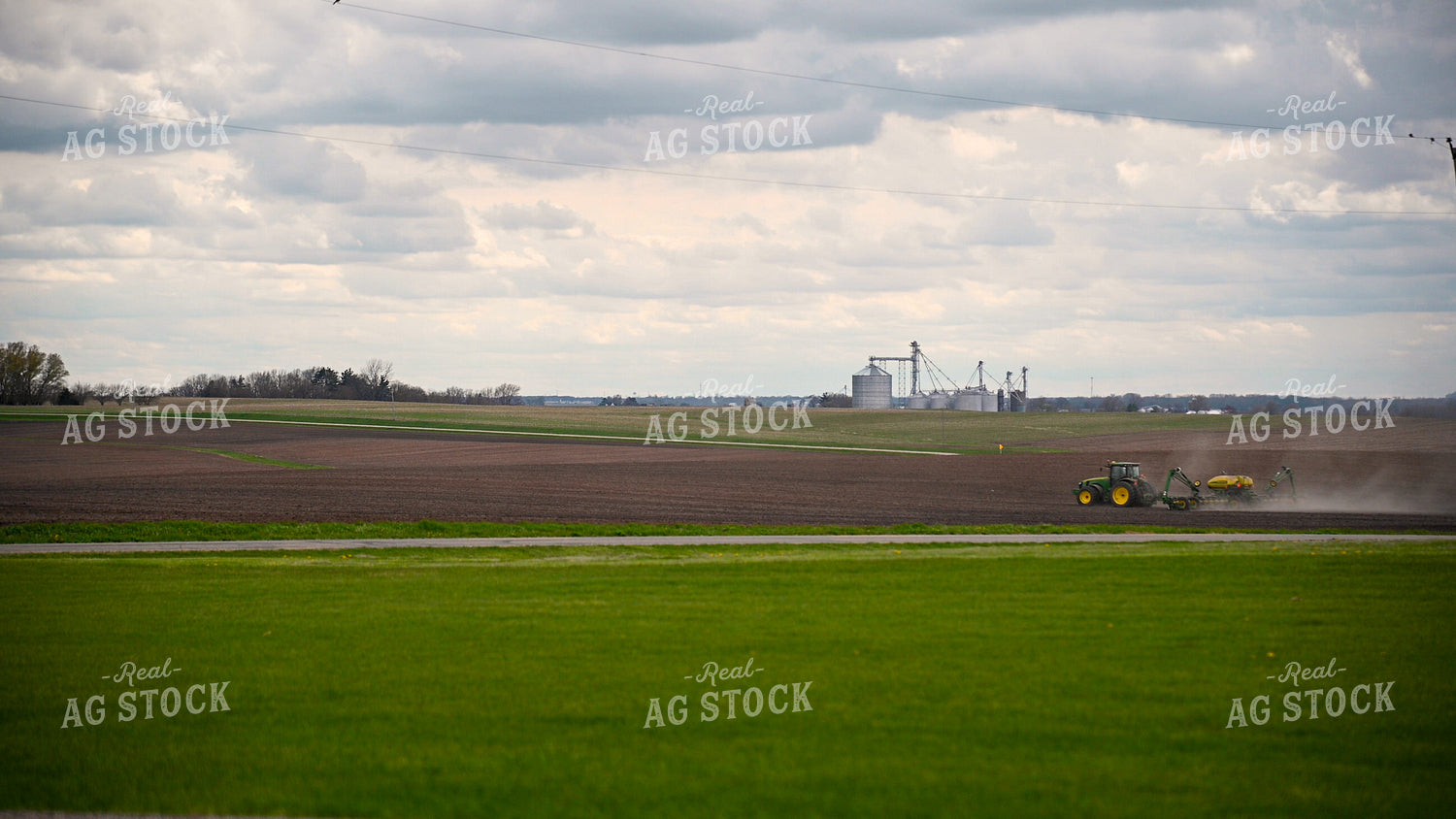Planting on Flat Ground 25318