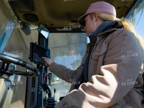 Rancher Operating Loader 70195
