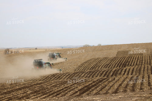 Strip Tilling 82255