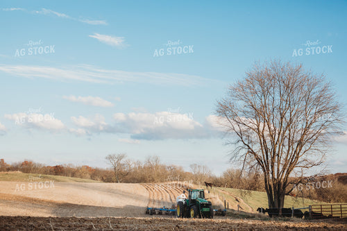 Applying Anhydrous Ammonia in Field next to Cows in Pasture 3637