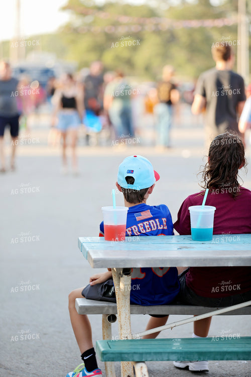 Kids at County Fair 127114