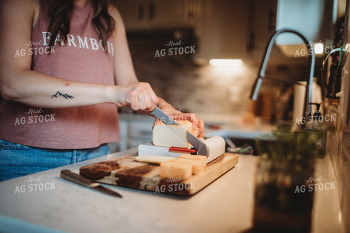 Farm Mom Slicing Cheese 5573