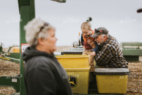 Loading Planter Boxes 8147