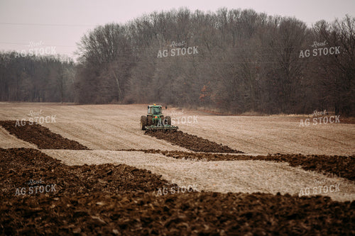 Chisel Plowing 169062