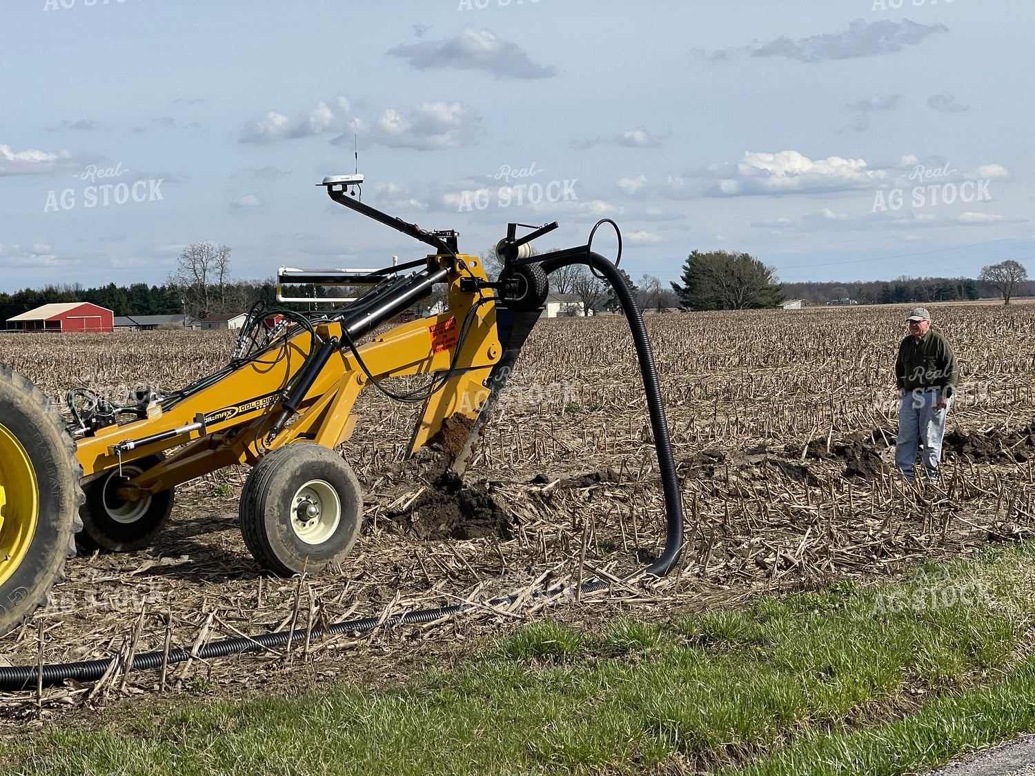 Laying Field Tile 103041