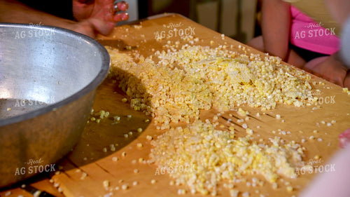 Cutting Sweet Corn off the Cob 25255