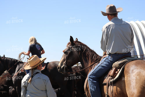 Ranchers on Horseback 102126