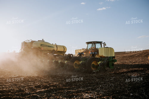 Tractor Planting Field 77260