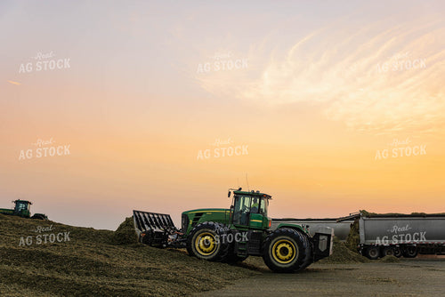 Storing Corn Silage 152544