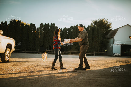 Farm Wife Delivering Field Meals 5054