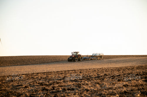 Tractor Applying Anhydrous 25869