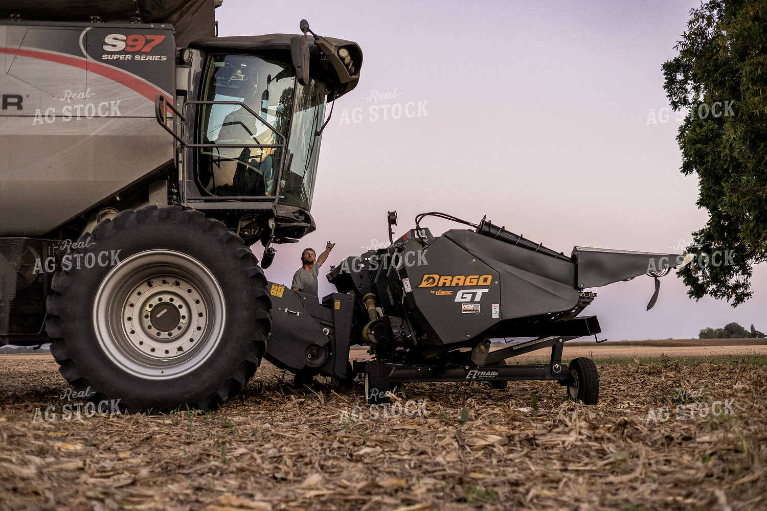Farmers Switching Combine Head 93350