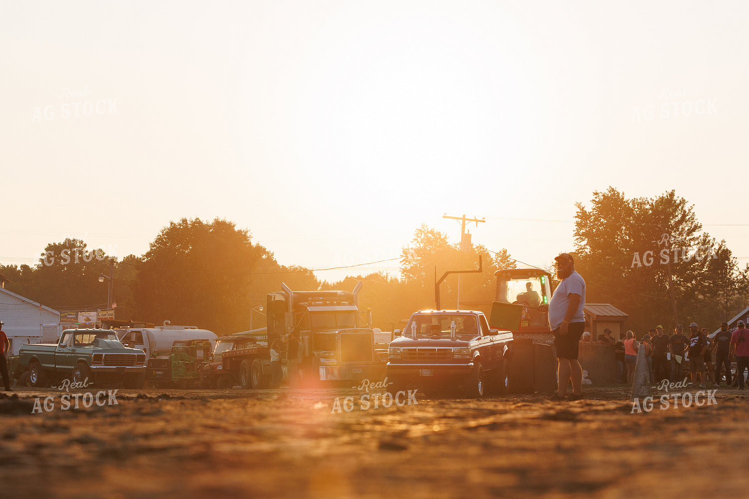 Truck Pulling 52916