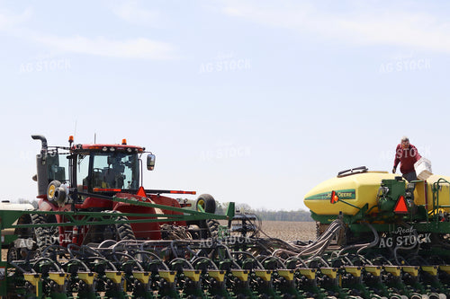 Farmer Filling Planter 109061