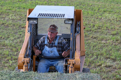 Harvesting Hay 160342