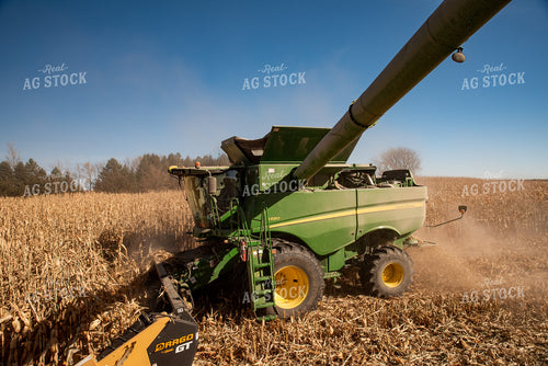 Corn Harvest 76298