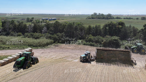 Unloading Silage 141761