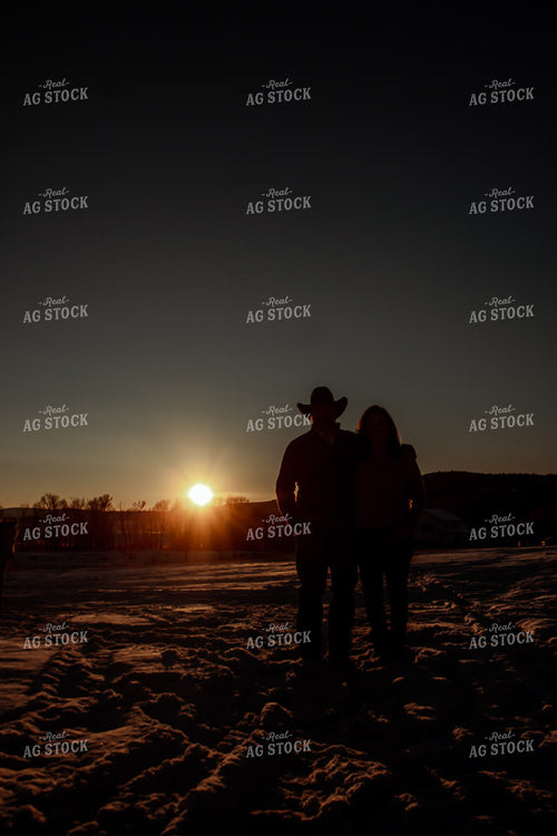 Ranch Couple Silhouette 58002
