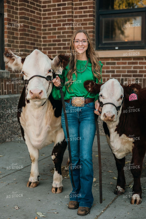 Girl with Show Cattle 194034