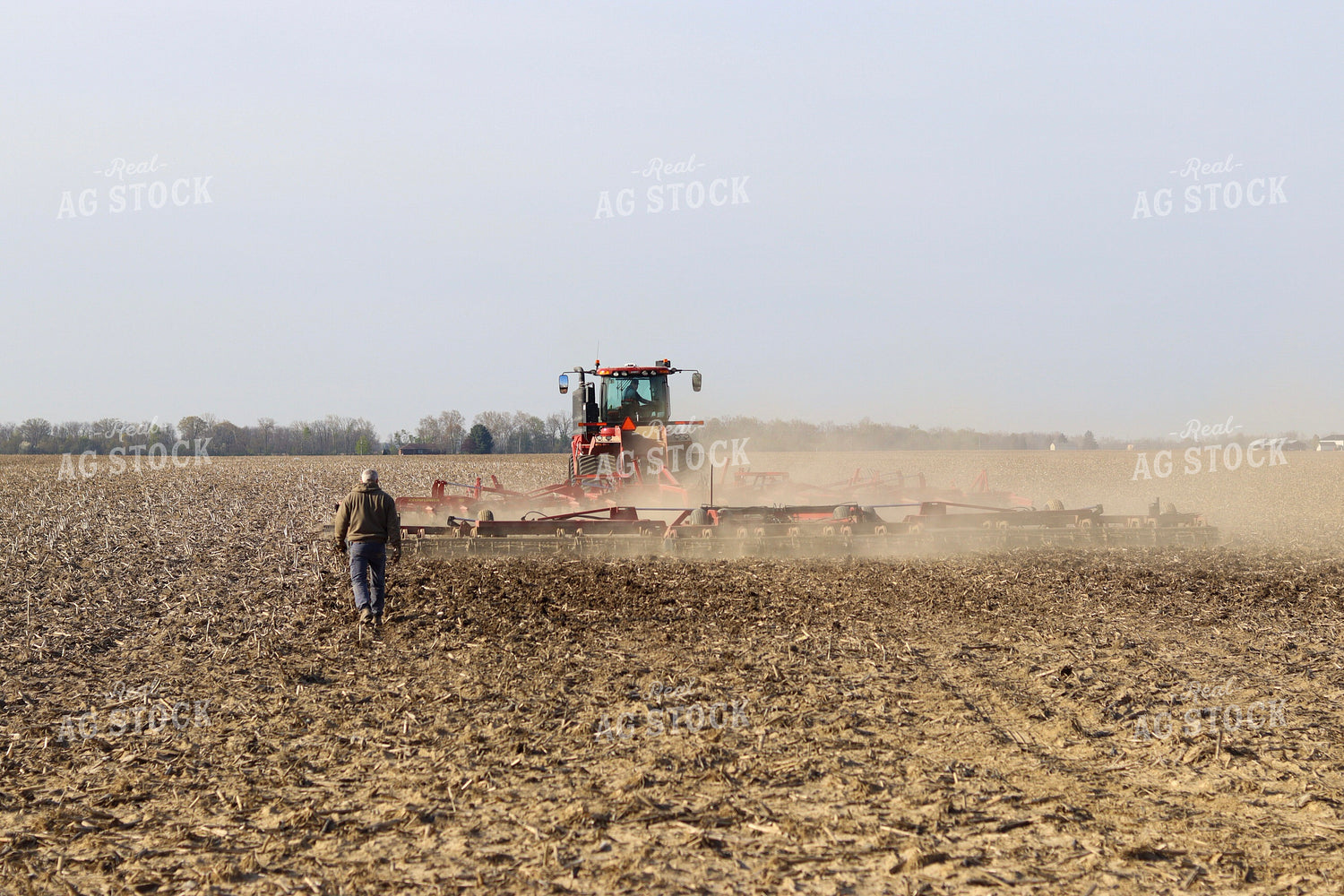 Field Cultivator in Field 109069