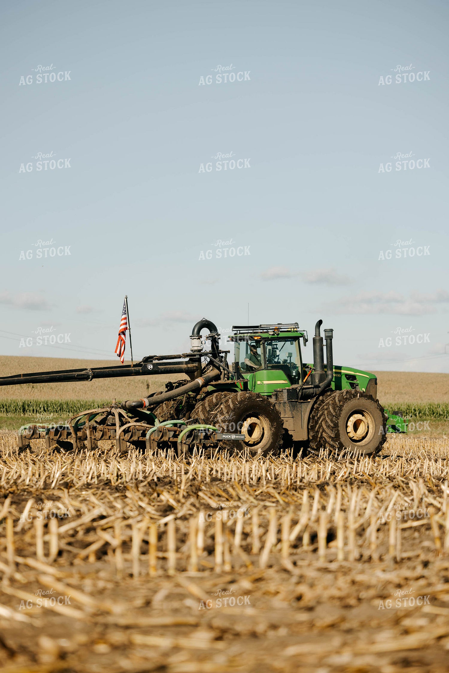 Injecting Manure 152929