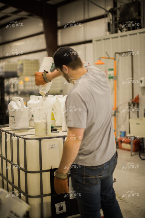 Mixing Chemicals 7920