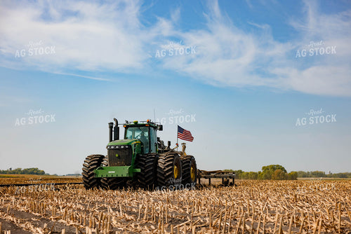 Injecting Manure 152316