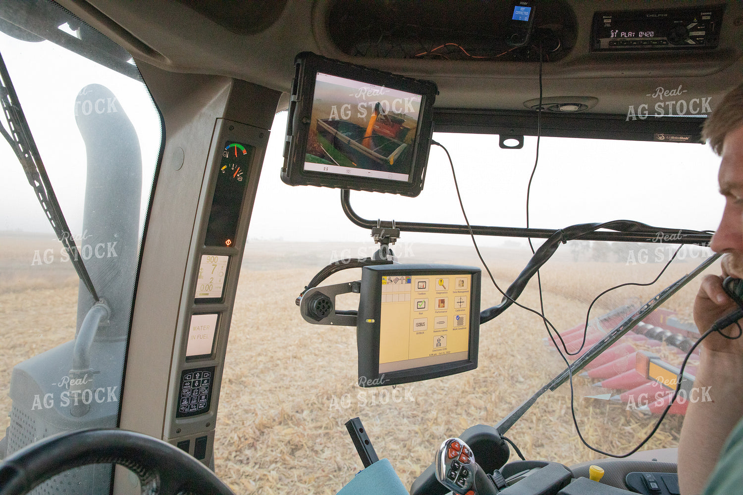 Equipment Monitors in Tractor Cab 286043