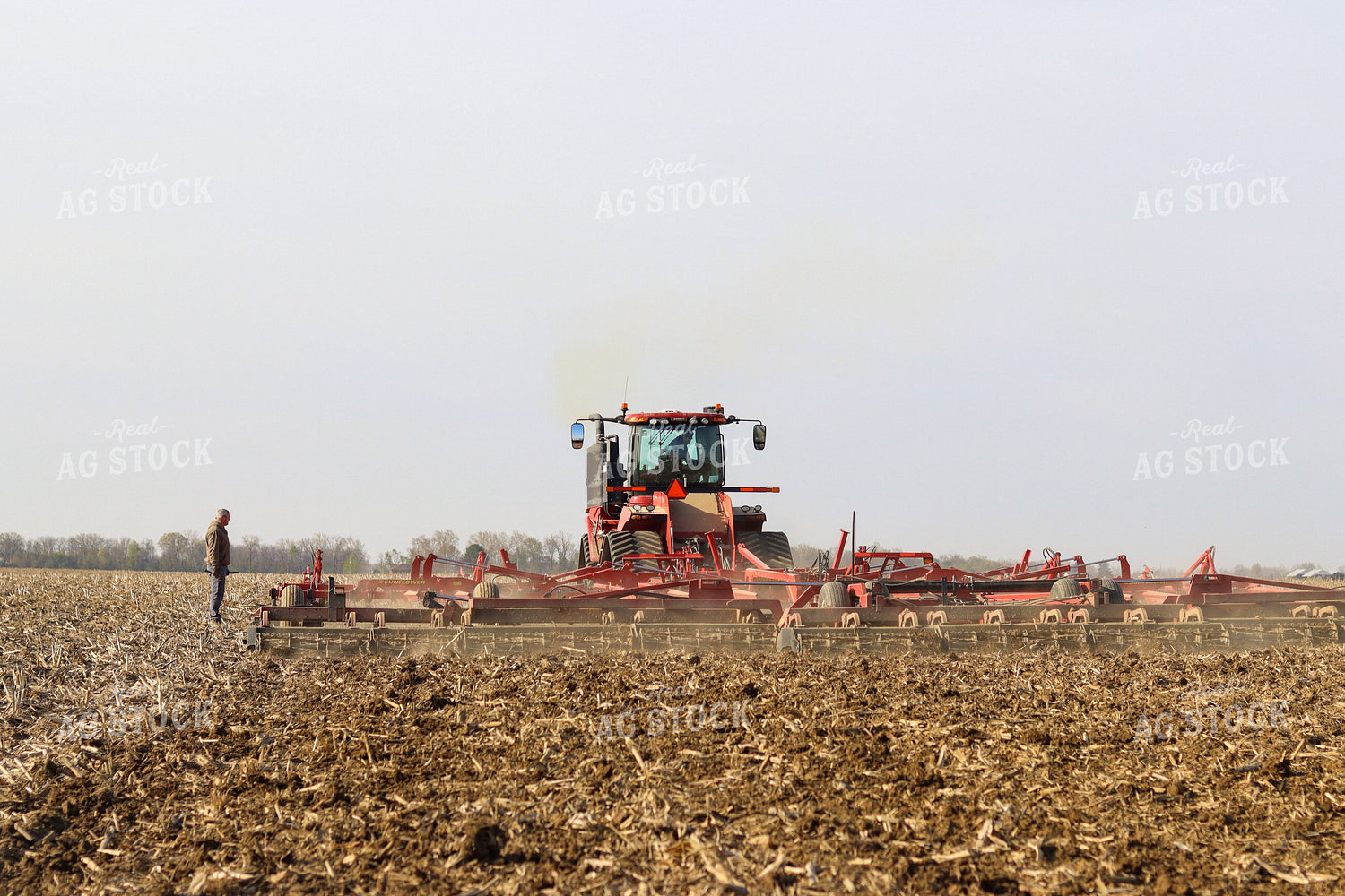 Field Cultivator in Field 109066