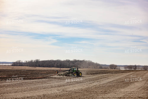 Injecting Manure 152500