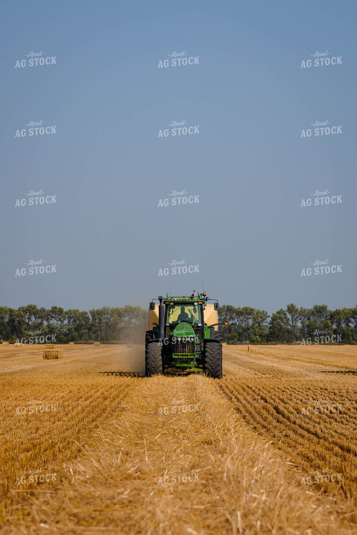 Baling Straw Bales 152335