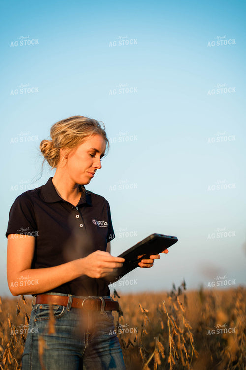 Female Agronomist on Tablet in Field 8329