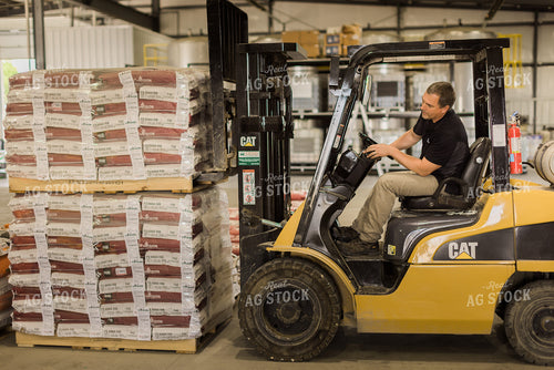 Salesman Moving Seed Bags 8055