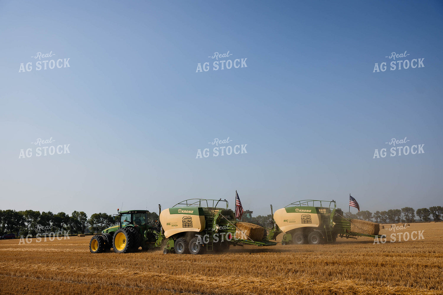 Baling Straw Bales 152342