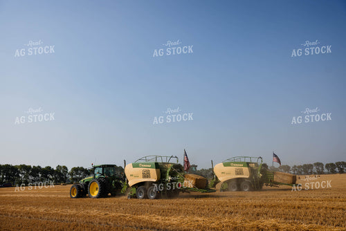 Baling Straw Bales 152342