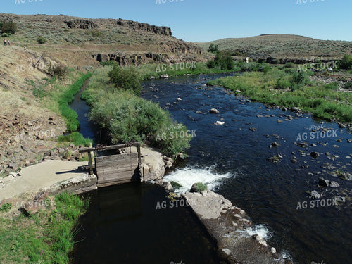Mountain Stream 122000