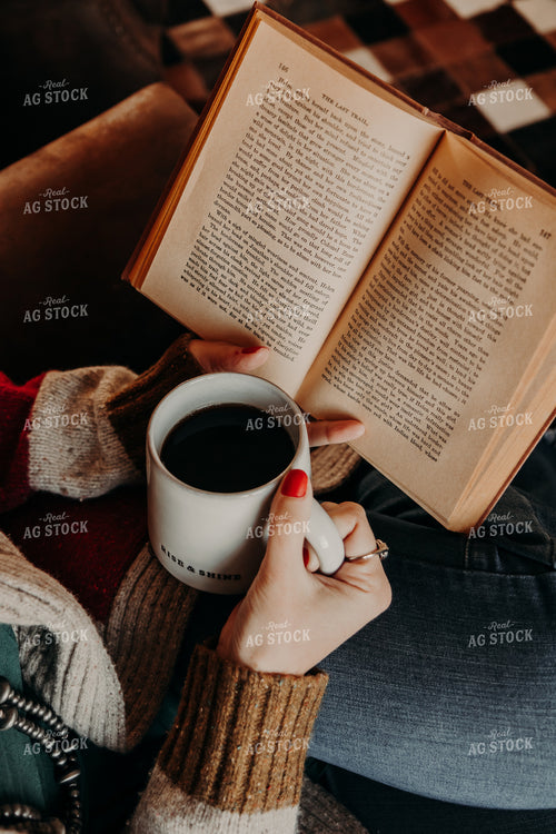 Farm Wife Holding Coffee 67896