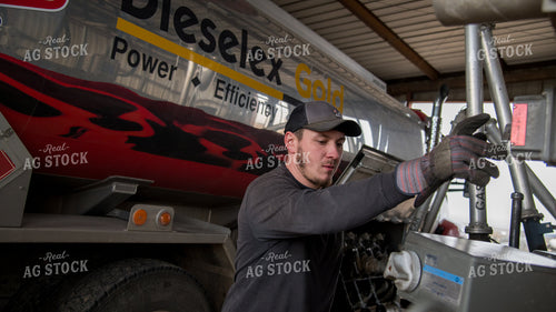 Loading Fuel Truck 26200