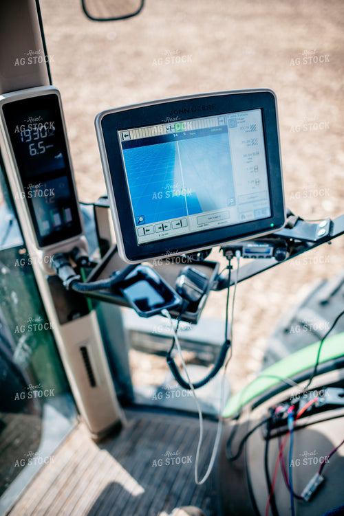 GPS Monitor During Planting 56641