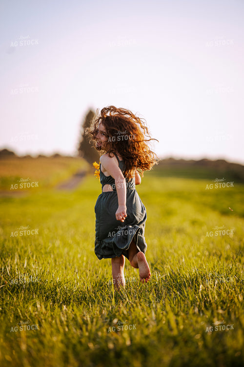 Farm Kid Playing 195029