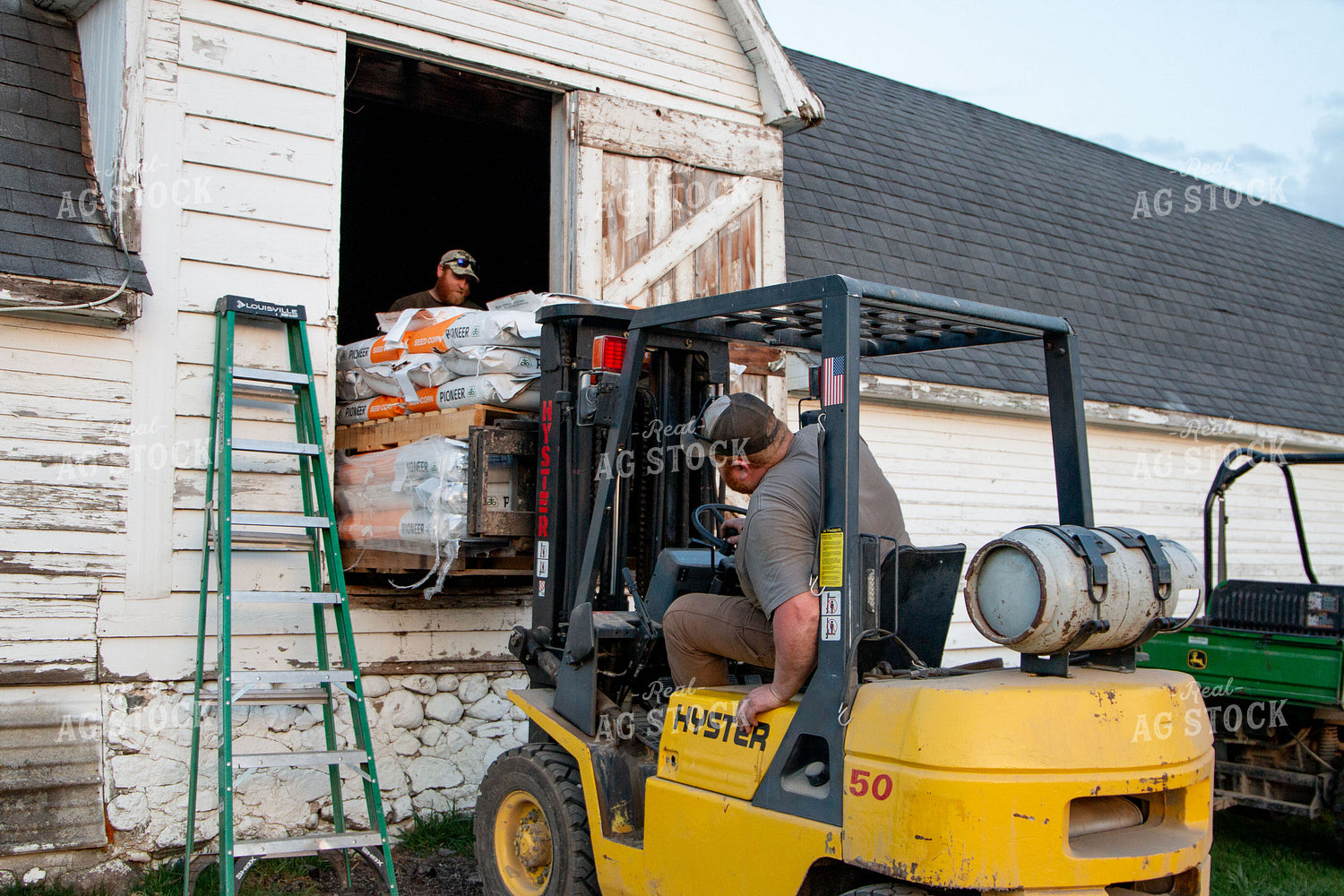 Loading Seed 157064