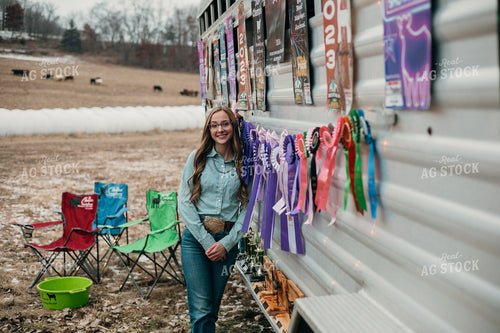 Girl with Cattle Trailer 194043