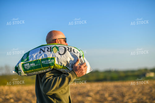 Hauling Seed Corn Bag 191036