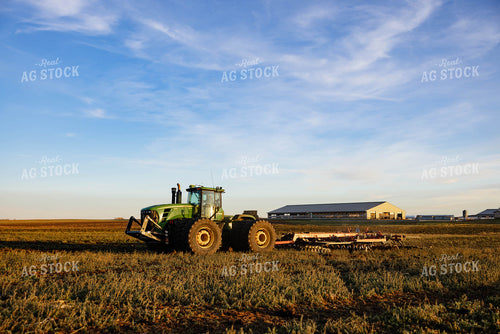 Chisel Plowing 152370