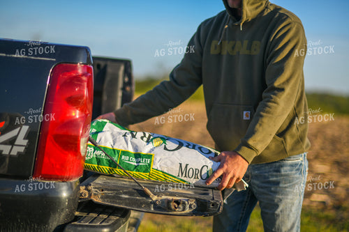 Hauling Seed Corn Bag 191032