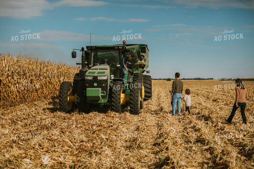 Farm Family in Field 6578