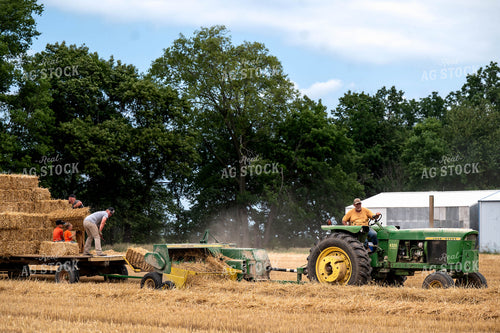 Baling Square Hay Bales 115800